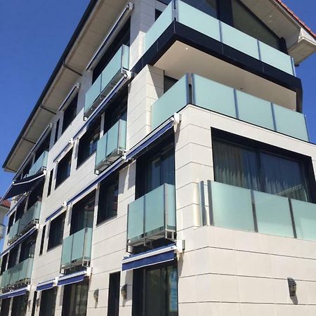 Apartamentos Playa De Los Barcos Isla Exterior foto